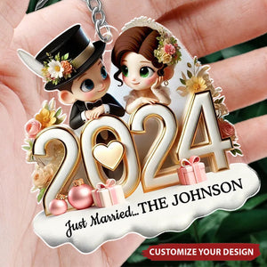 Just Married Pretty Couple - Personalized Acrylic Keychain, Gift For Newlywed Couple