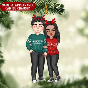 Cute Couple Loves Holding Hand - Personalized Ornament