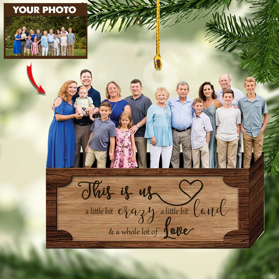 CUSTOM FAMILY CHRISTMAS ORNAMENT